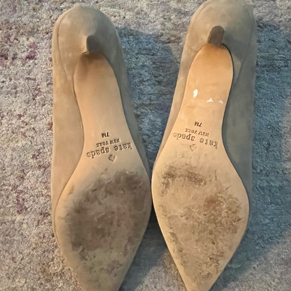 Kate Spade suede heels sz 7 - Picture 3 of 3
